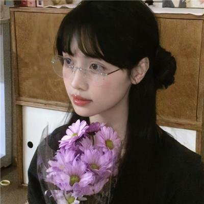 艳姬逢春